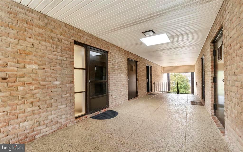 STEVENSON VILLAGE - Residential Lease