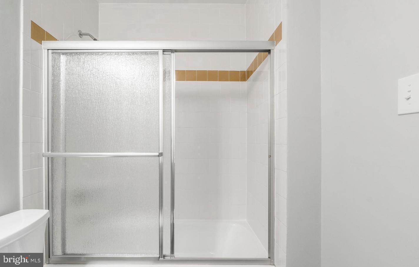 STEVENSON VILLAGE - Residential Lease