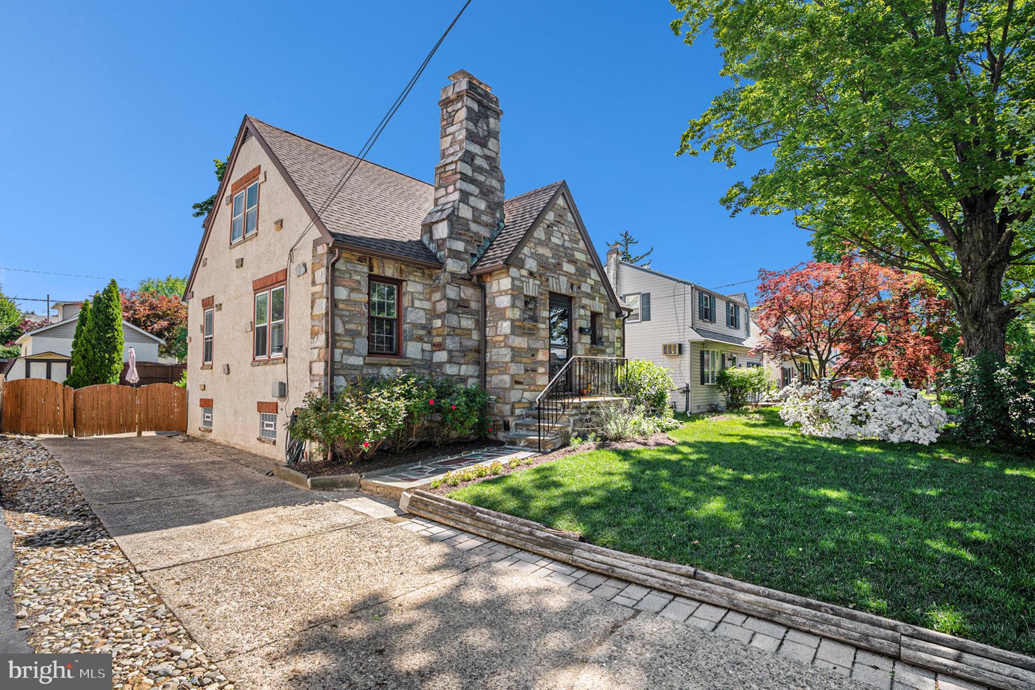 411 QUIGLEY AVENUE