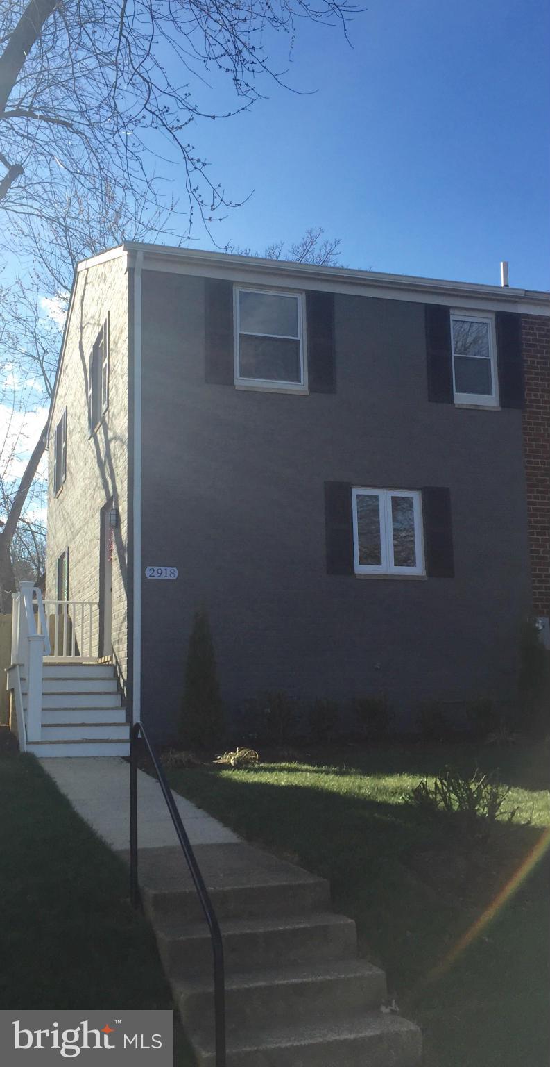 WARWICK VILLAGE - Residential