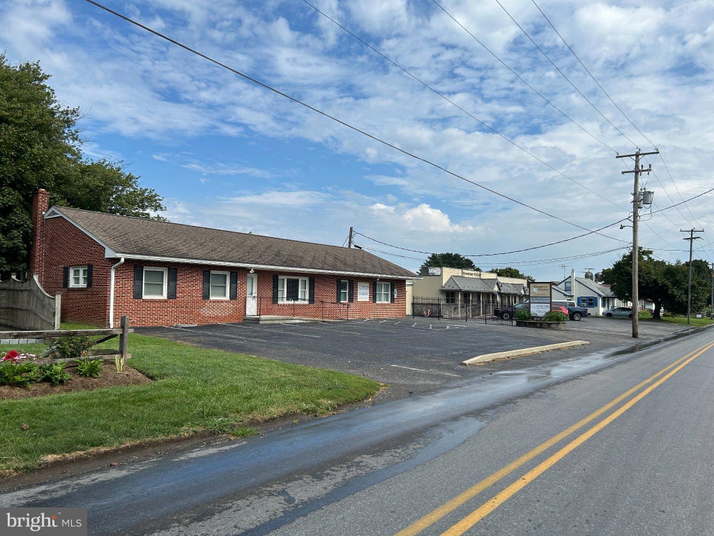 Photo of 22 Furnace Road, QUARRYVILLE, PA 17566 (MLS # PALA2097710)
