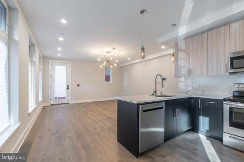 Condo For Rent - 920 N 15th Street #1<br/> PHILADELPHIA, PA 19130