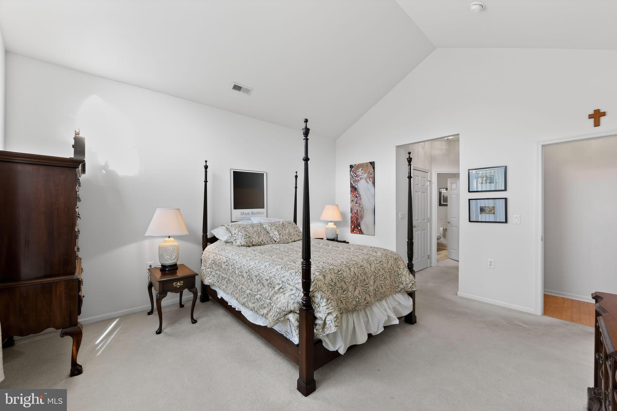 VILLAS AT LINFIELD - Residential