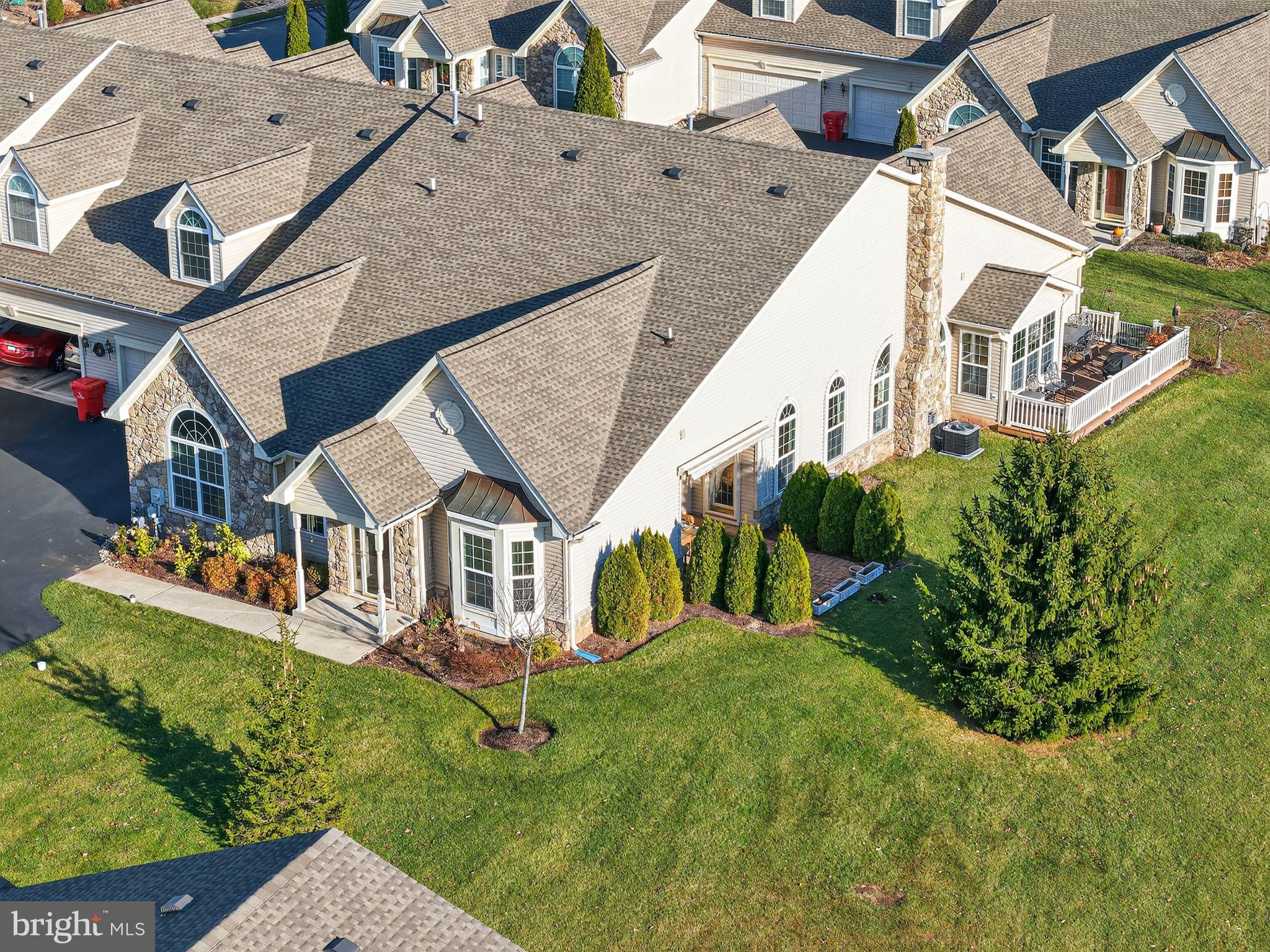 VILLAS AT LINFIELD - Residential