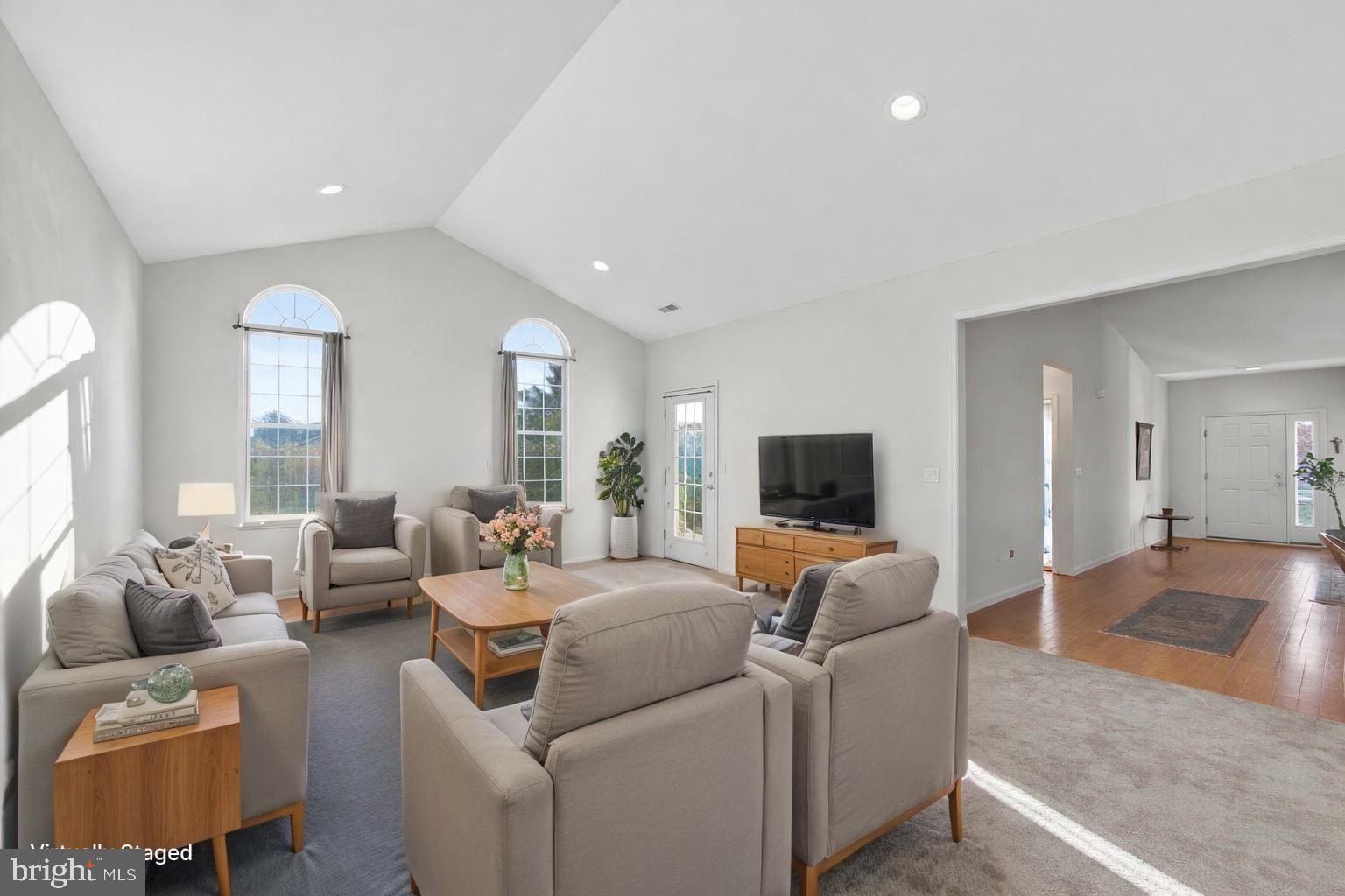 VILLAS AT LINFIELD - Residential