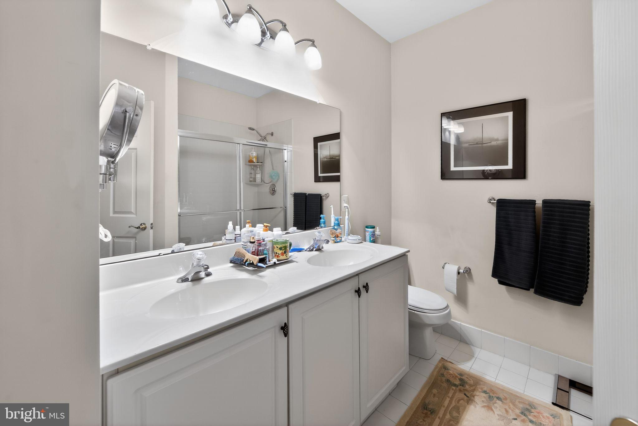 VILLAS AT LINFIELD - Residential