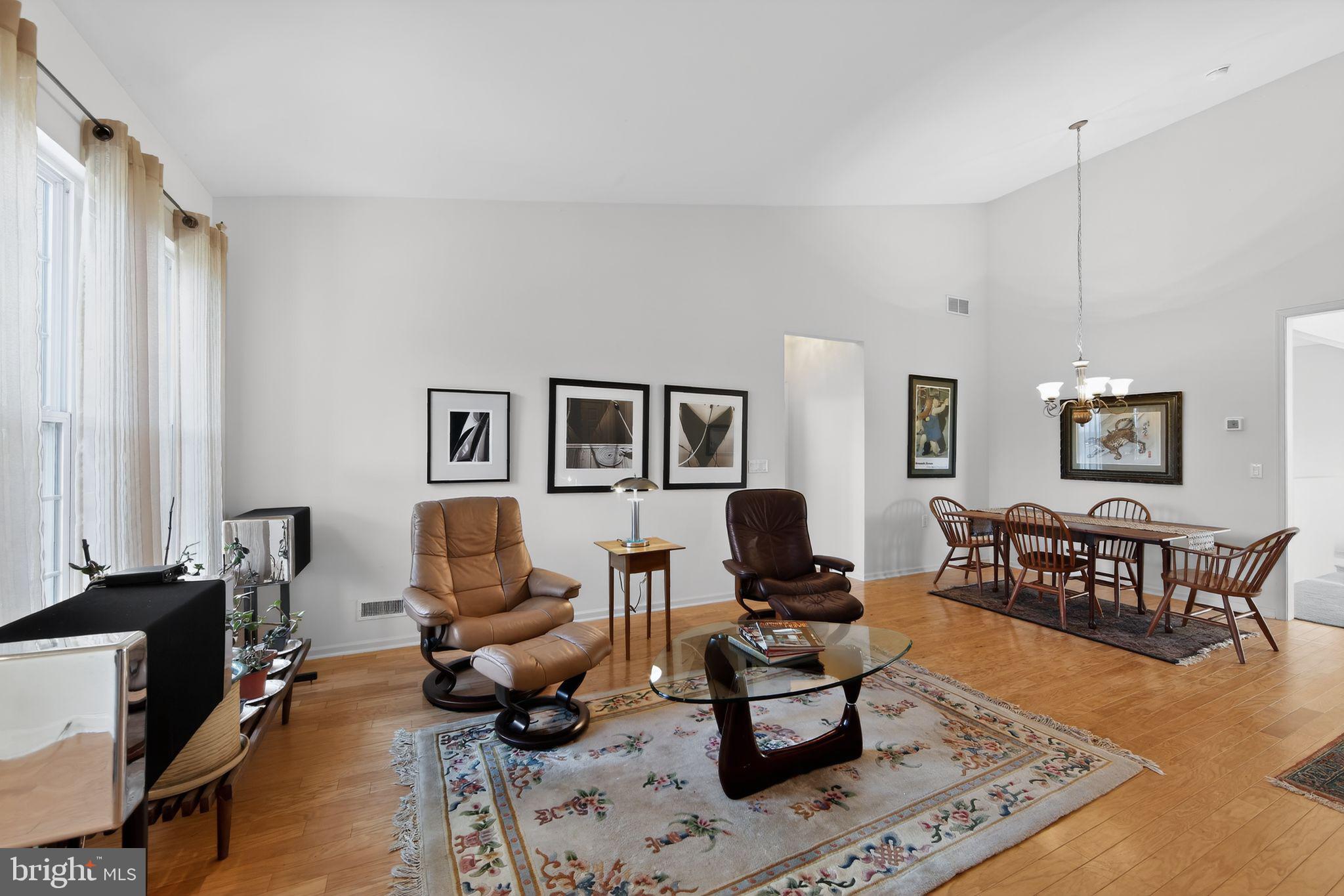 VILLAS AT LINFIELD - Residential