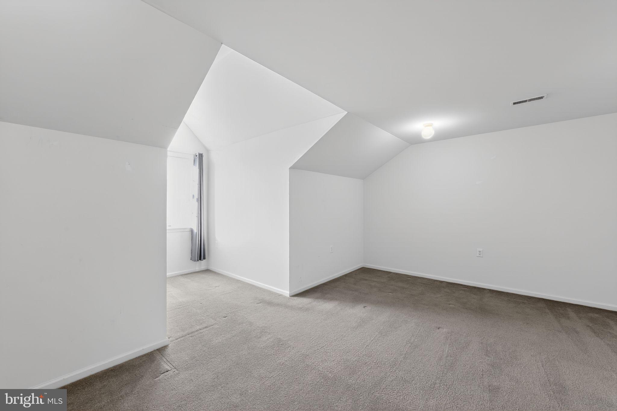 VILLAS AT LINFIELD - Residential