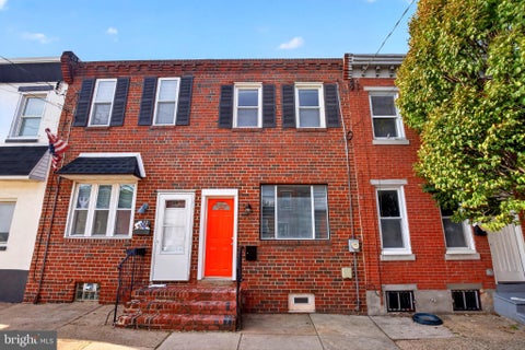 Townhouse For Sale - 2324 Almond Street<br/> Philadelphia County, PHILADELPHIA, PA 19125