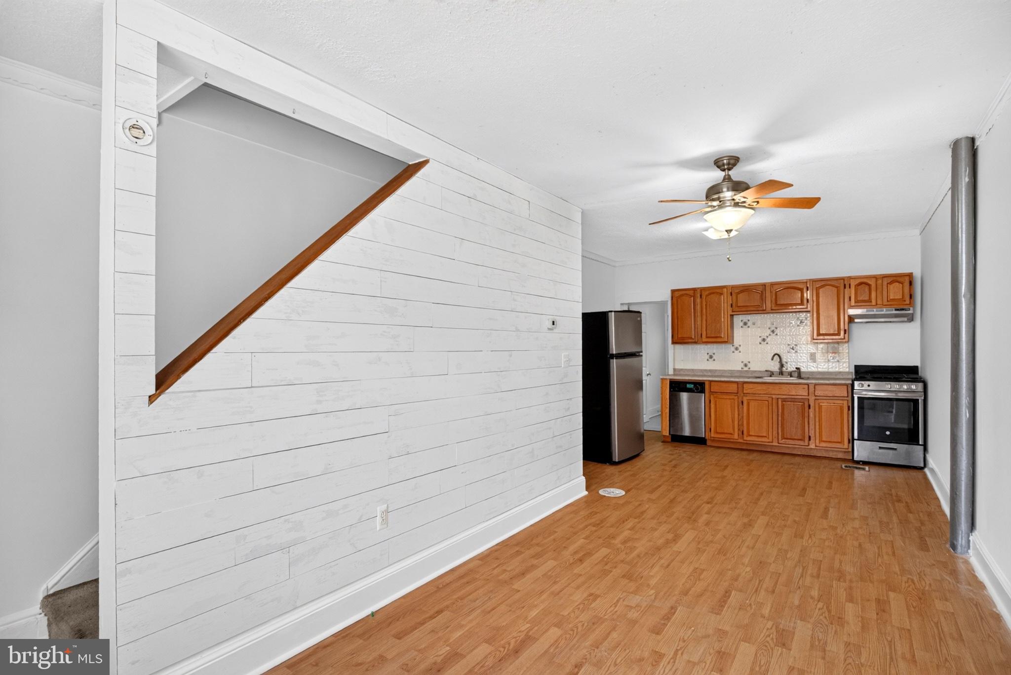 2324 ALMOND STREET