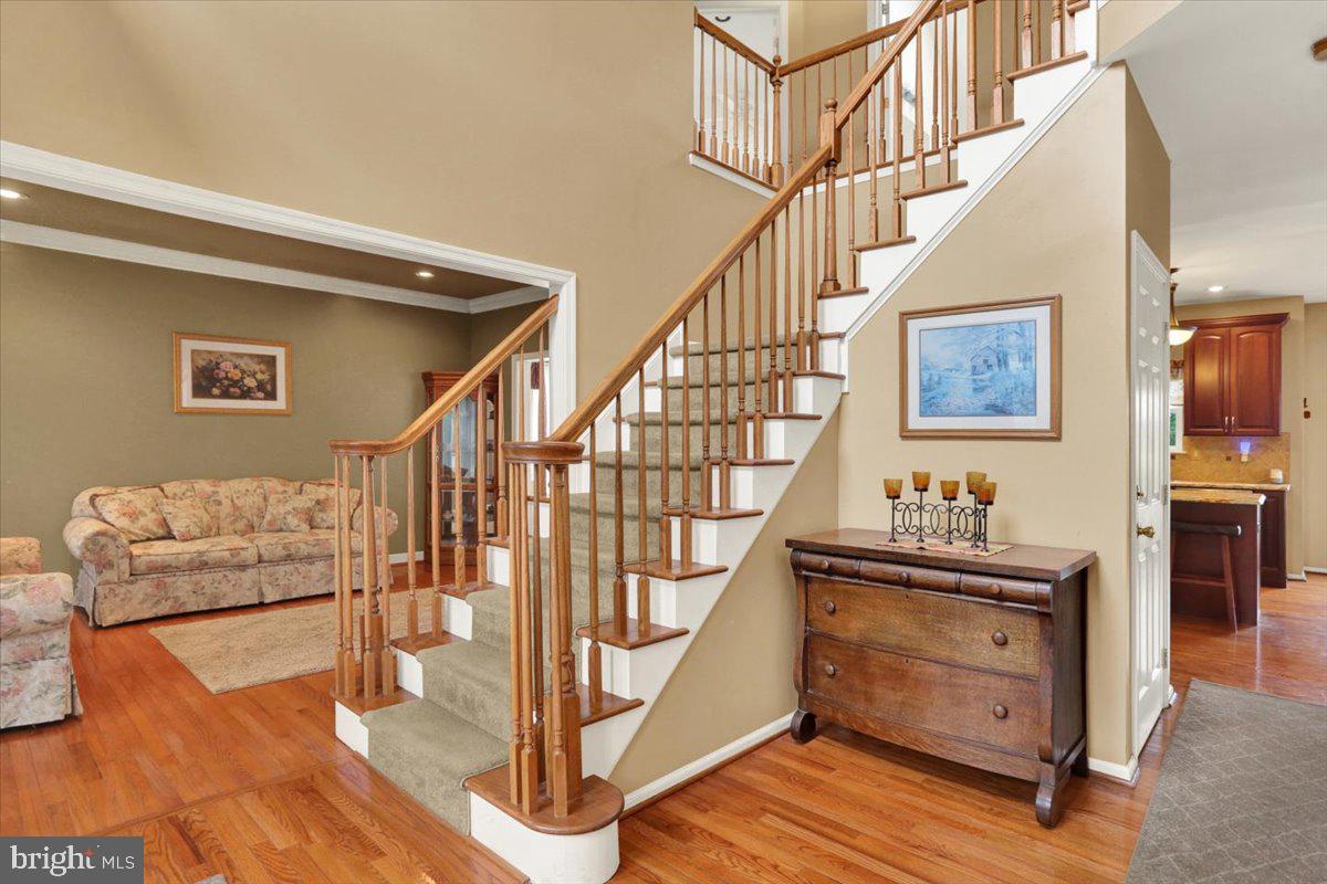 135 WALTER DRIVE