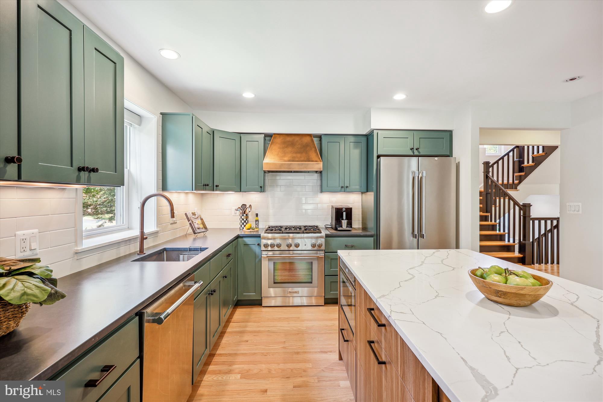 KENSINGTON ESTATES - Residential