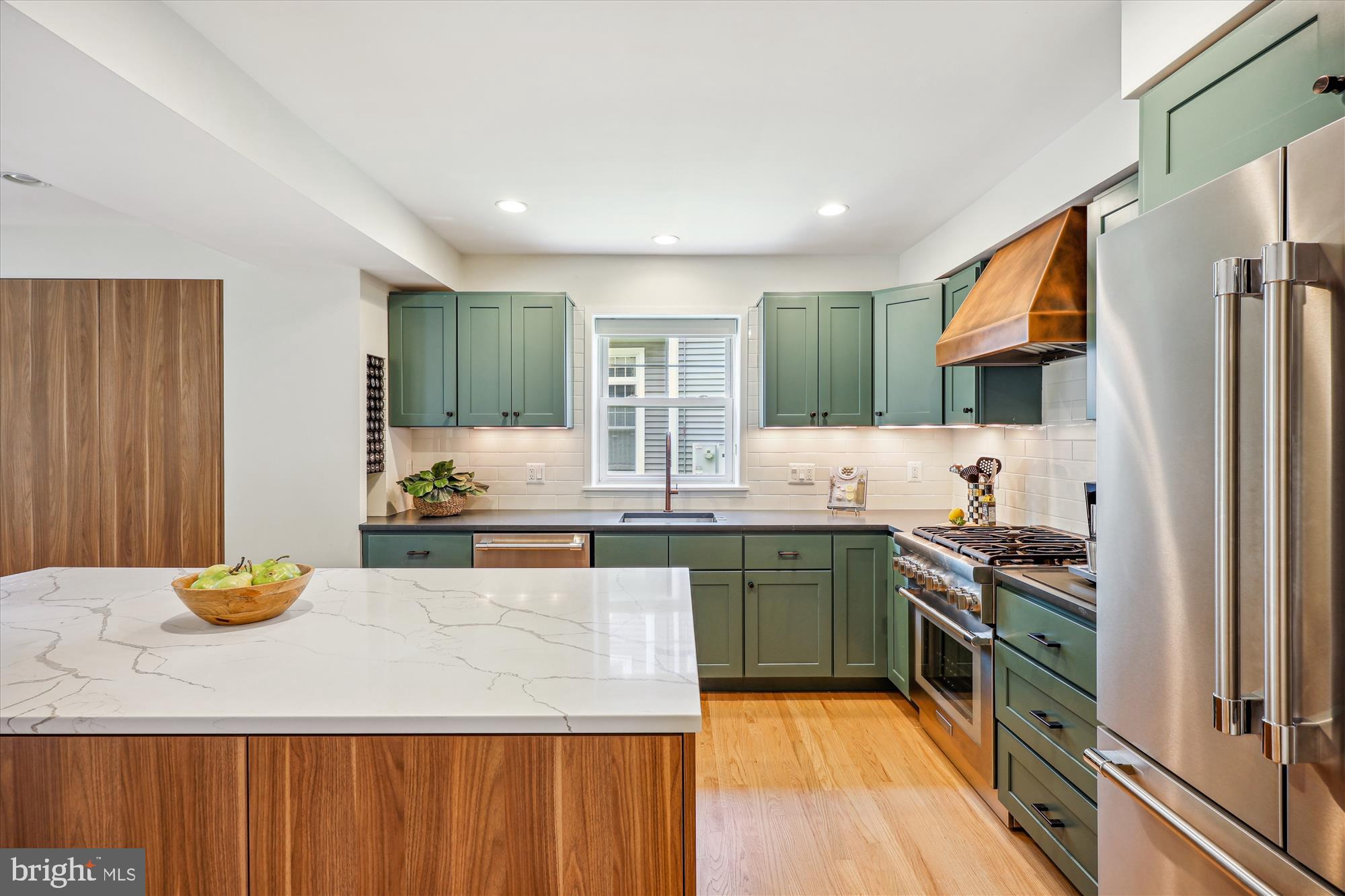 KENSINGTON ESTATES - Residential