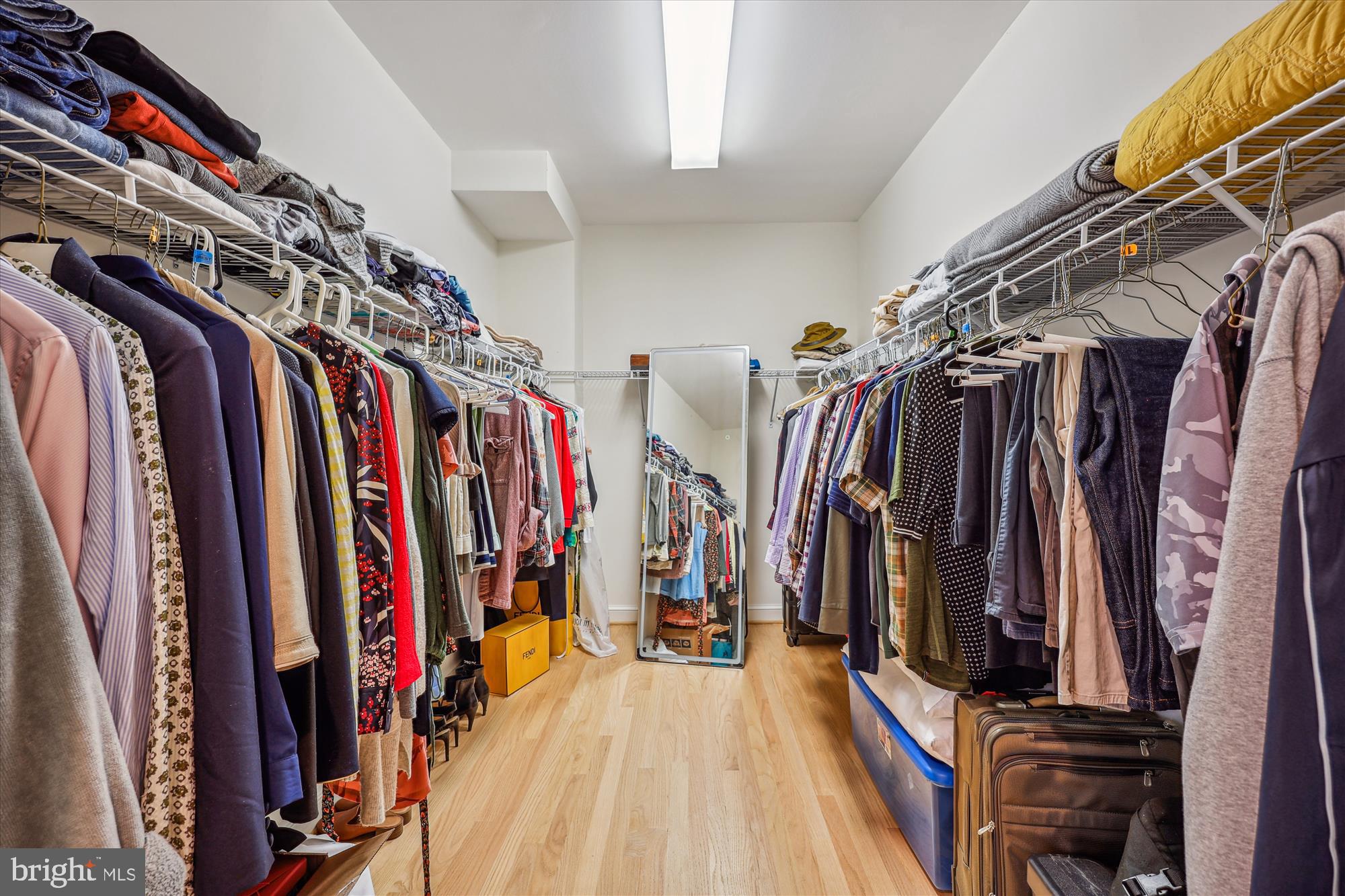 KENSINGTON ESTATES - Residential