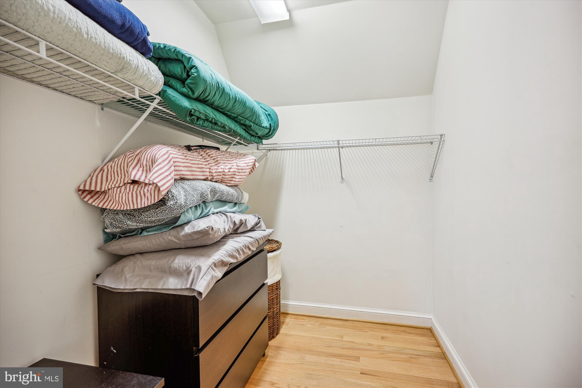 KENSINGTON ESTATES - Residential