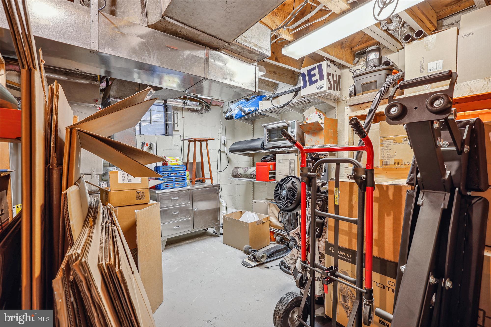 KENSINGTON ESTATES - Residential