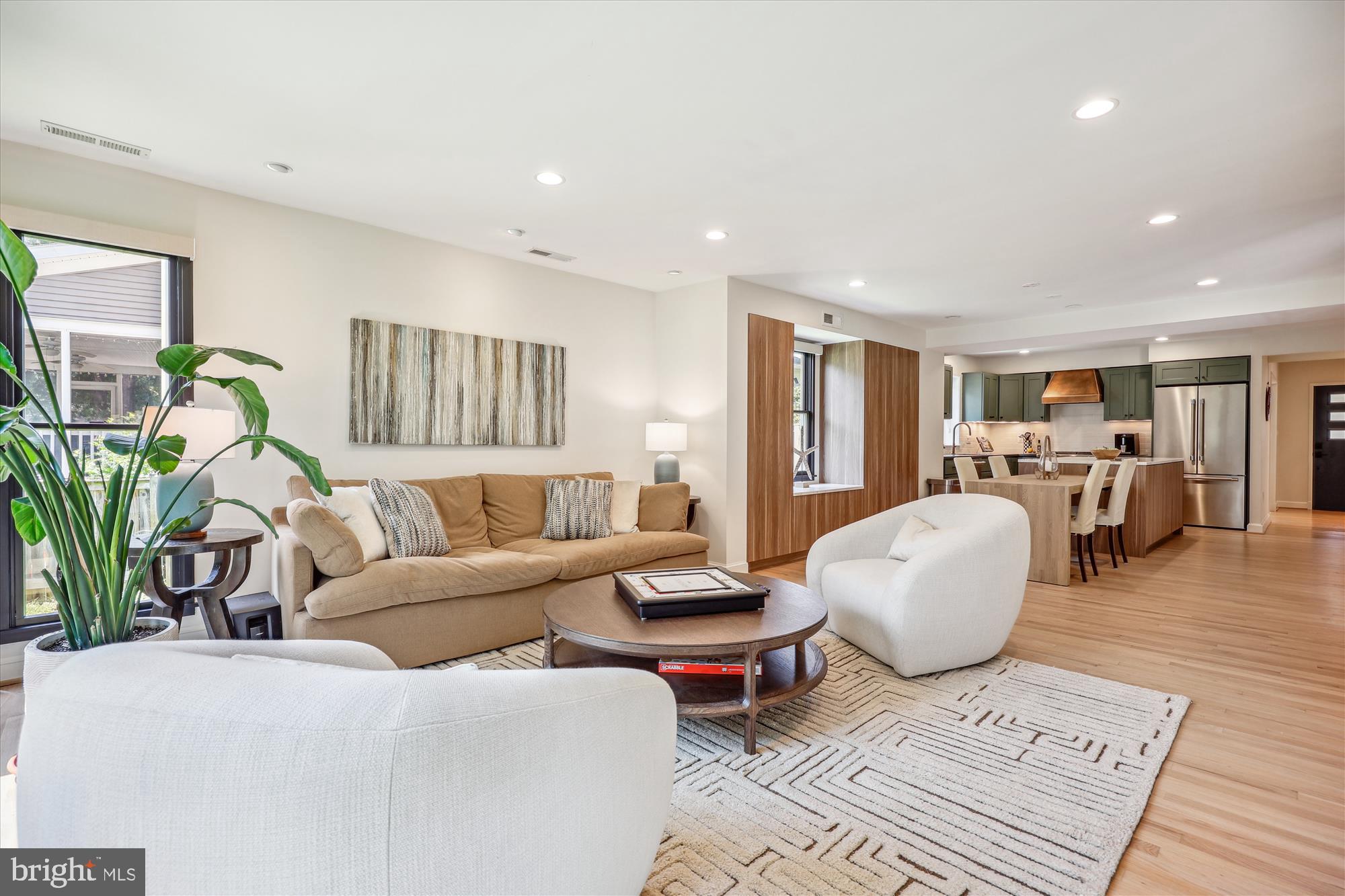 KENSINGTON ESTATES - Residential