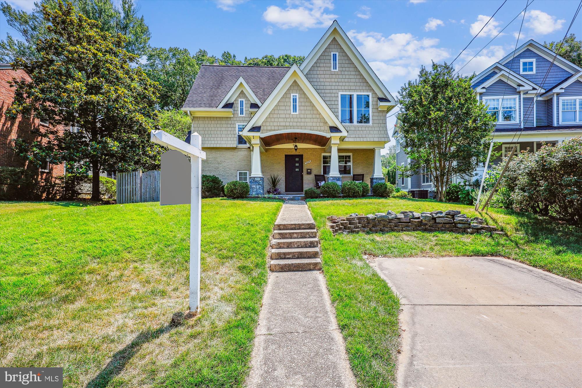 KENSINGTON ESTATES - Residential