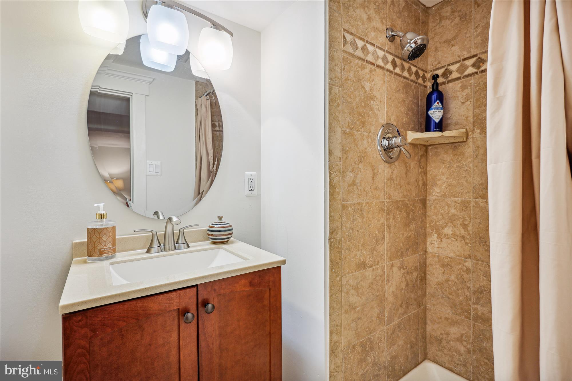 KENSINGTON ESTATES - Residential