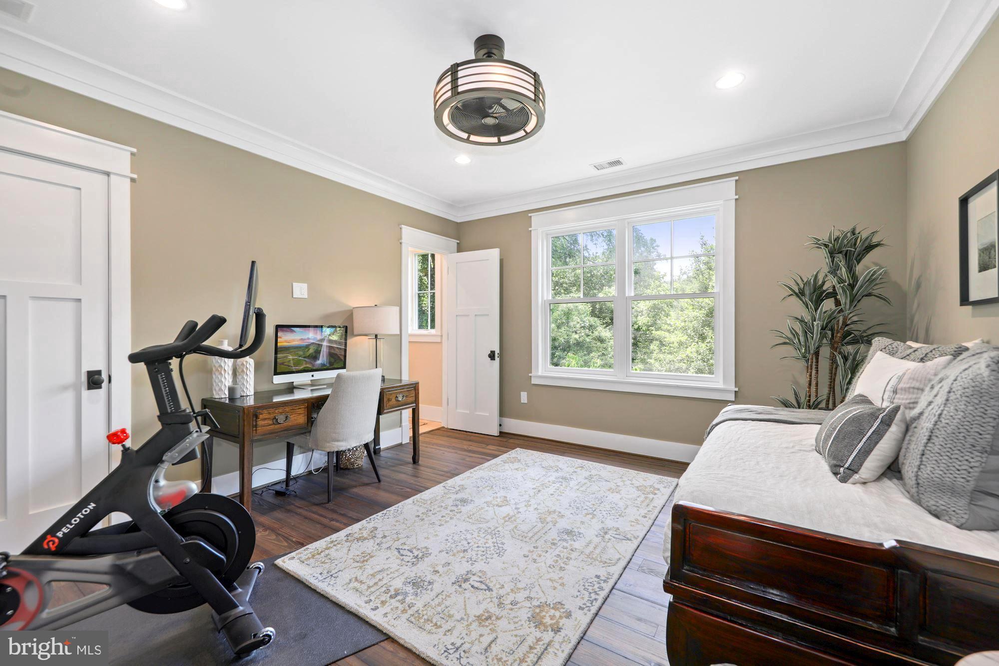 BANNOCKBURN - Residential