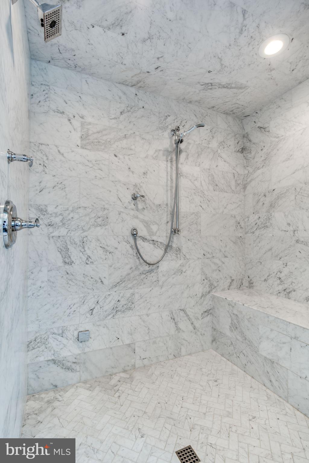 BANNOCKBURN - Residential