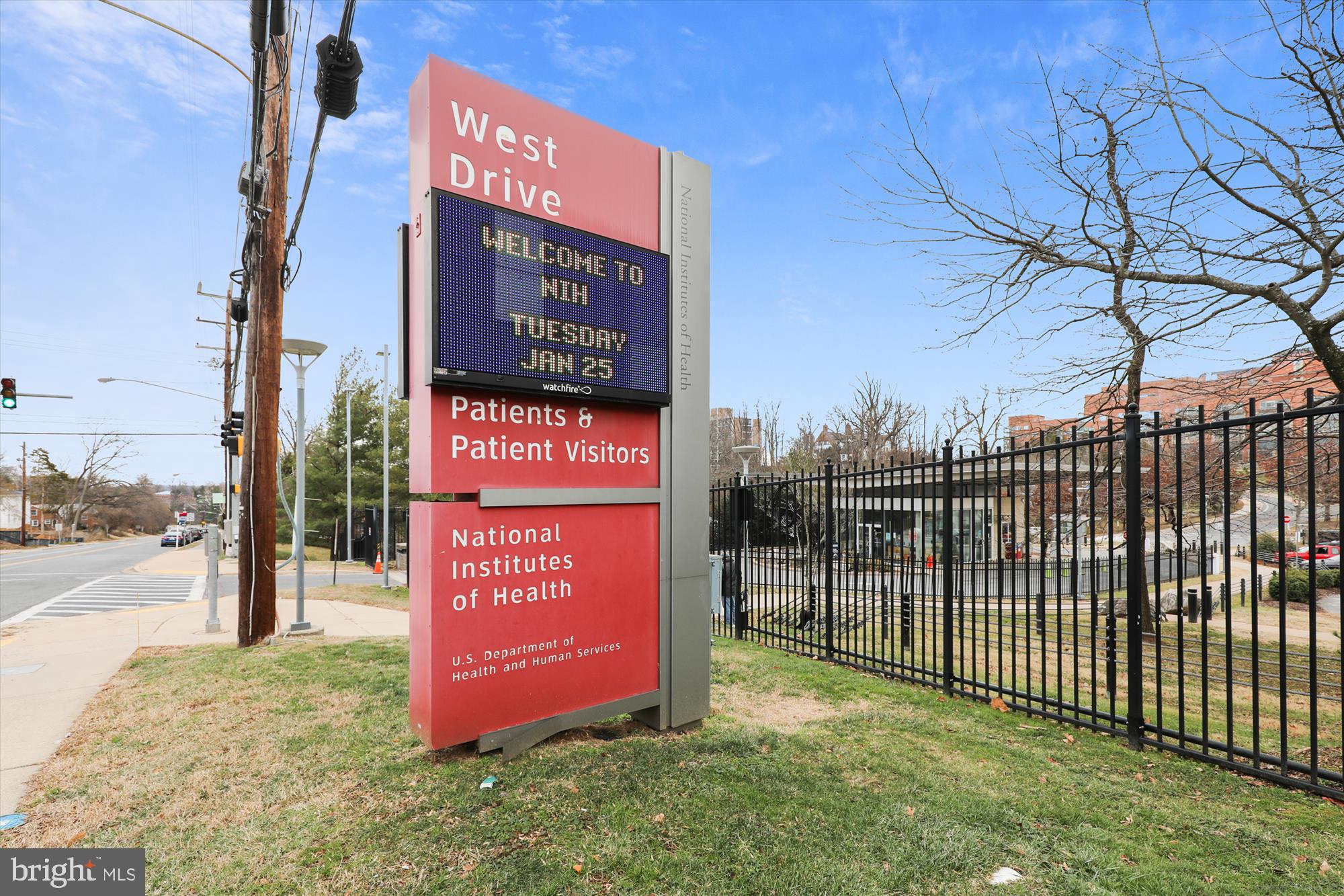 WESTLAKE TOWERS - Residential