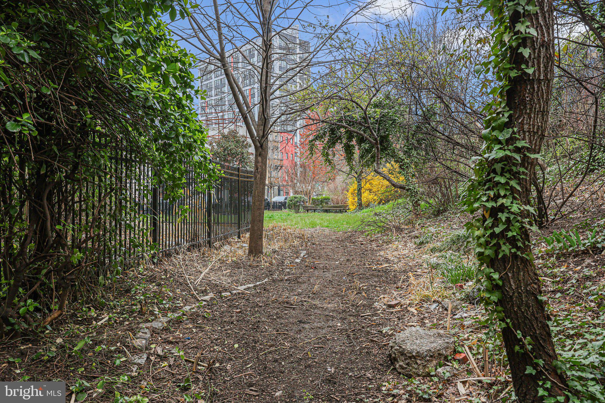 OLD CITY - Residential