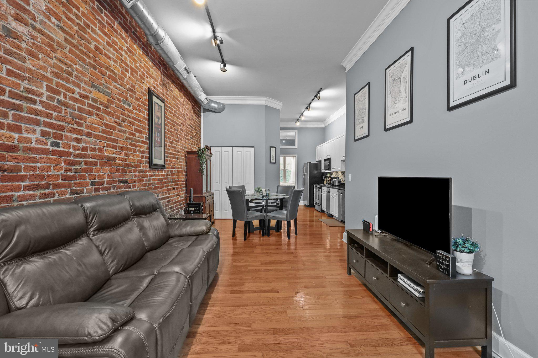 OLD CITY - Residential