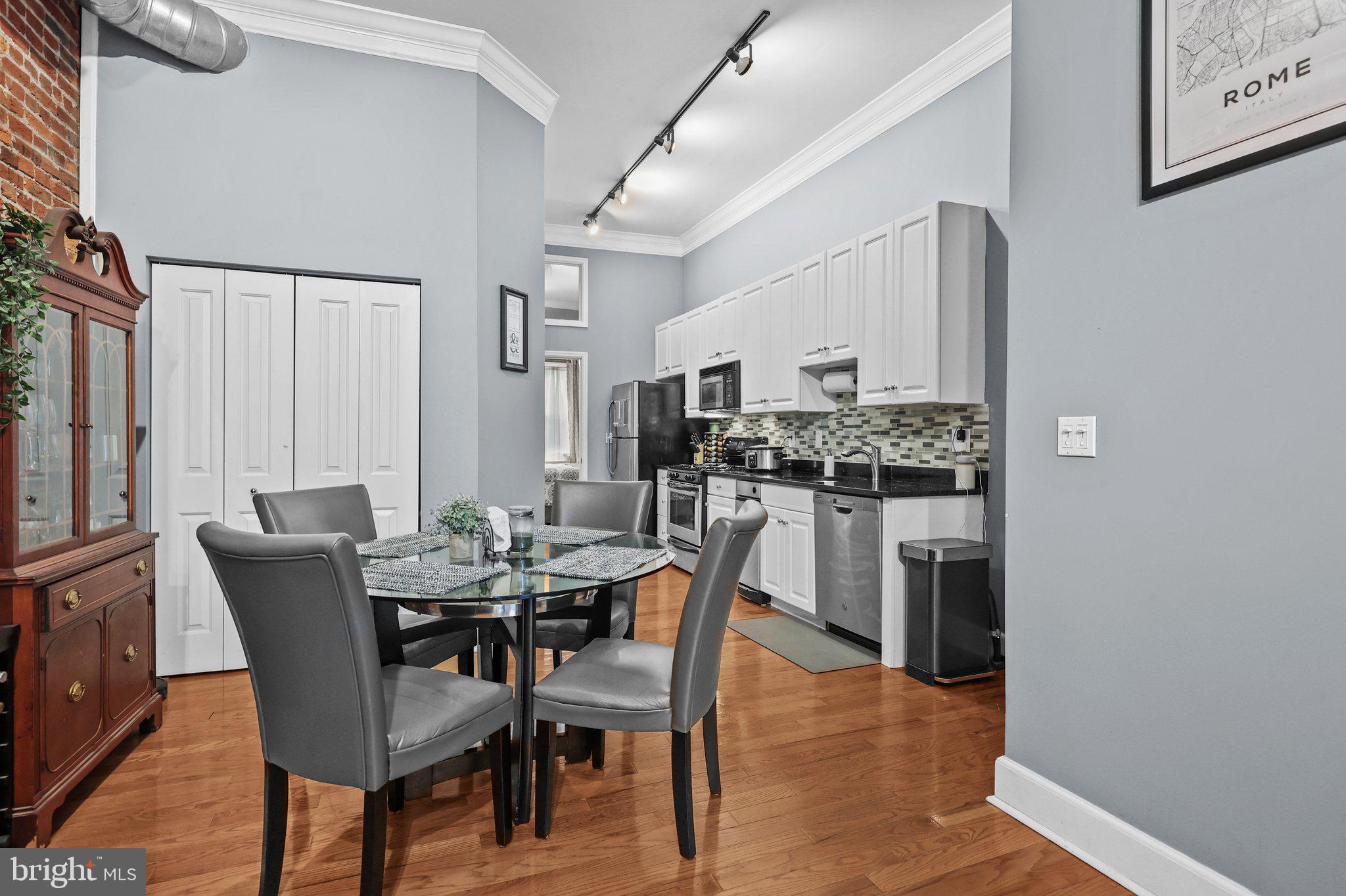 OLD CITY - Residential