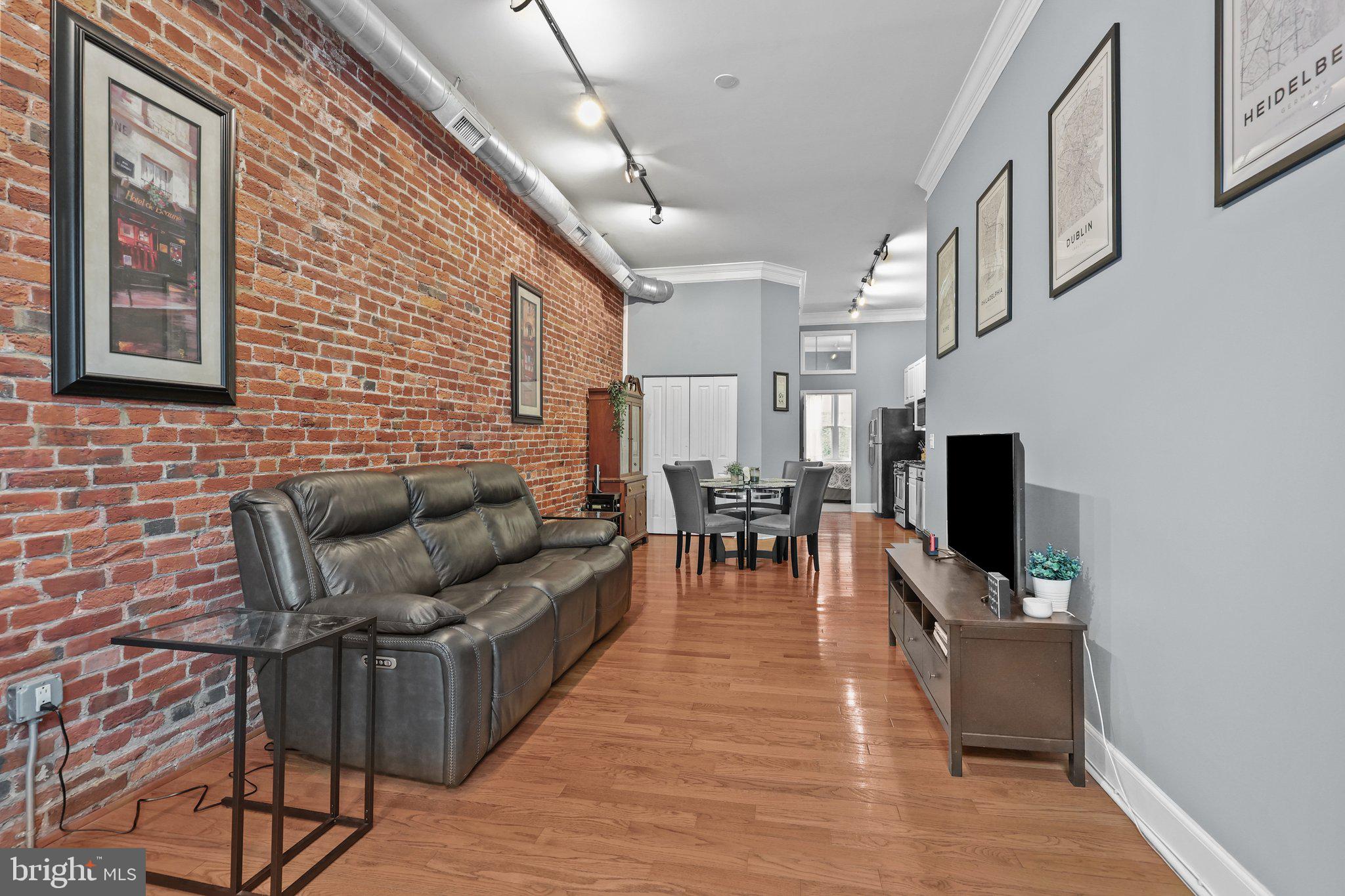 OLD CITY - Residential