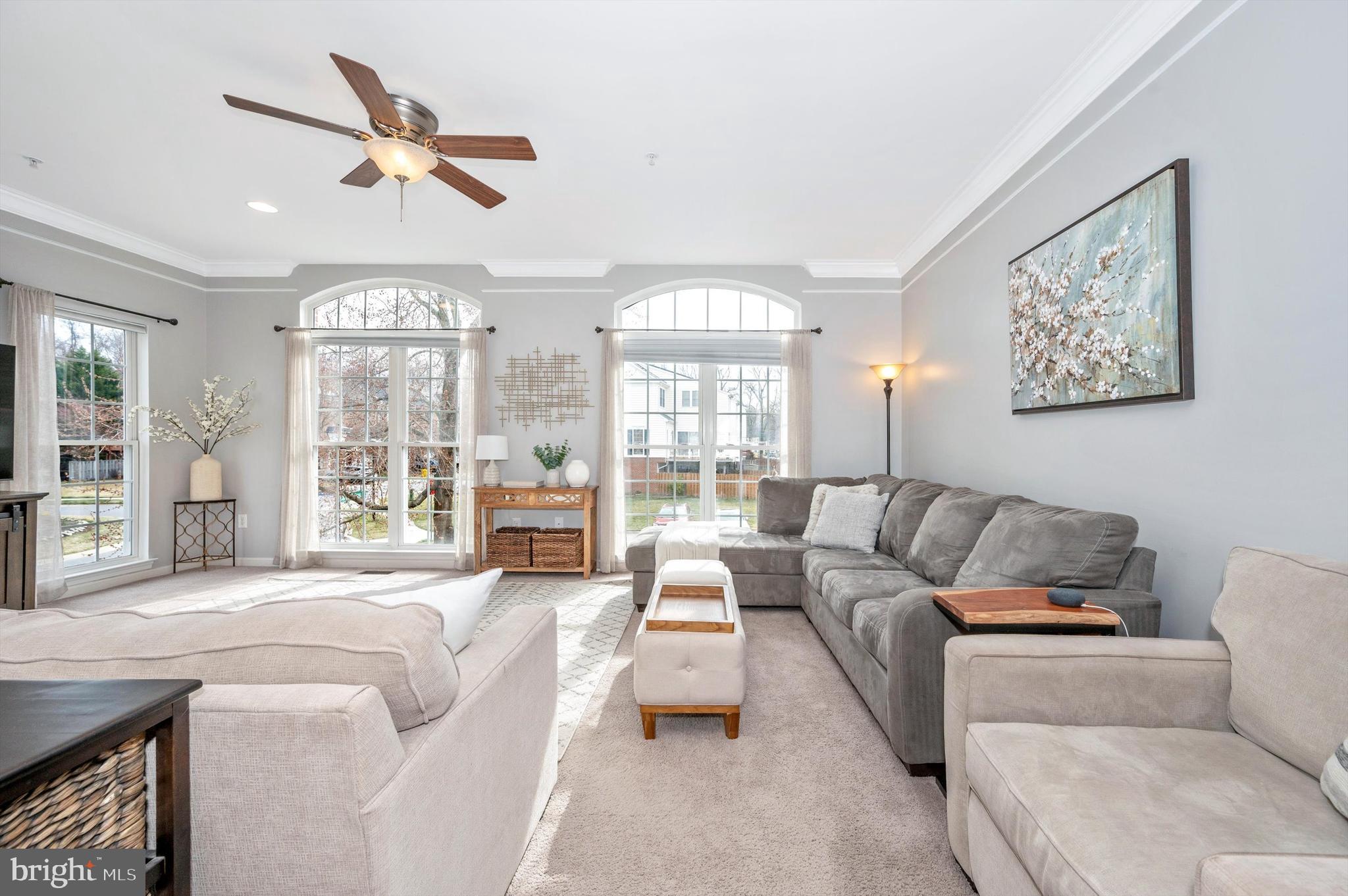 CROFTON MANOR - Residential