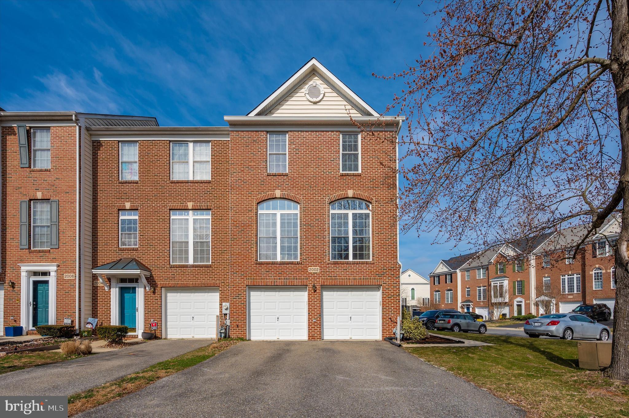 CROFTON MANOR - Residential