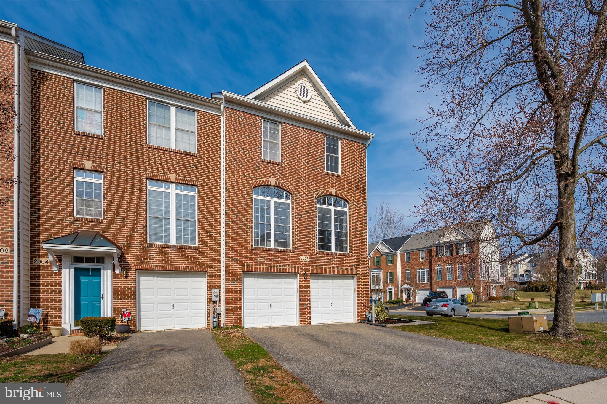 CROFTON MANOR - Residential