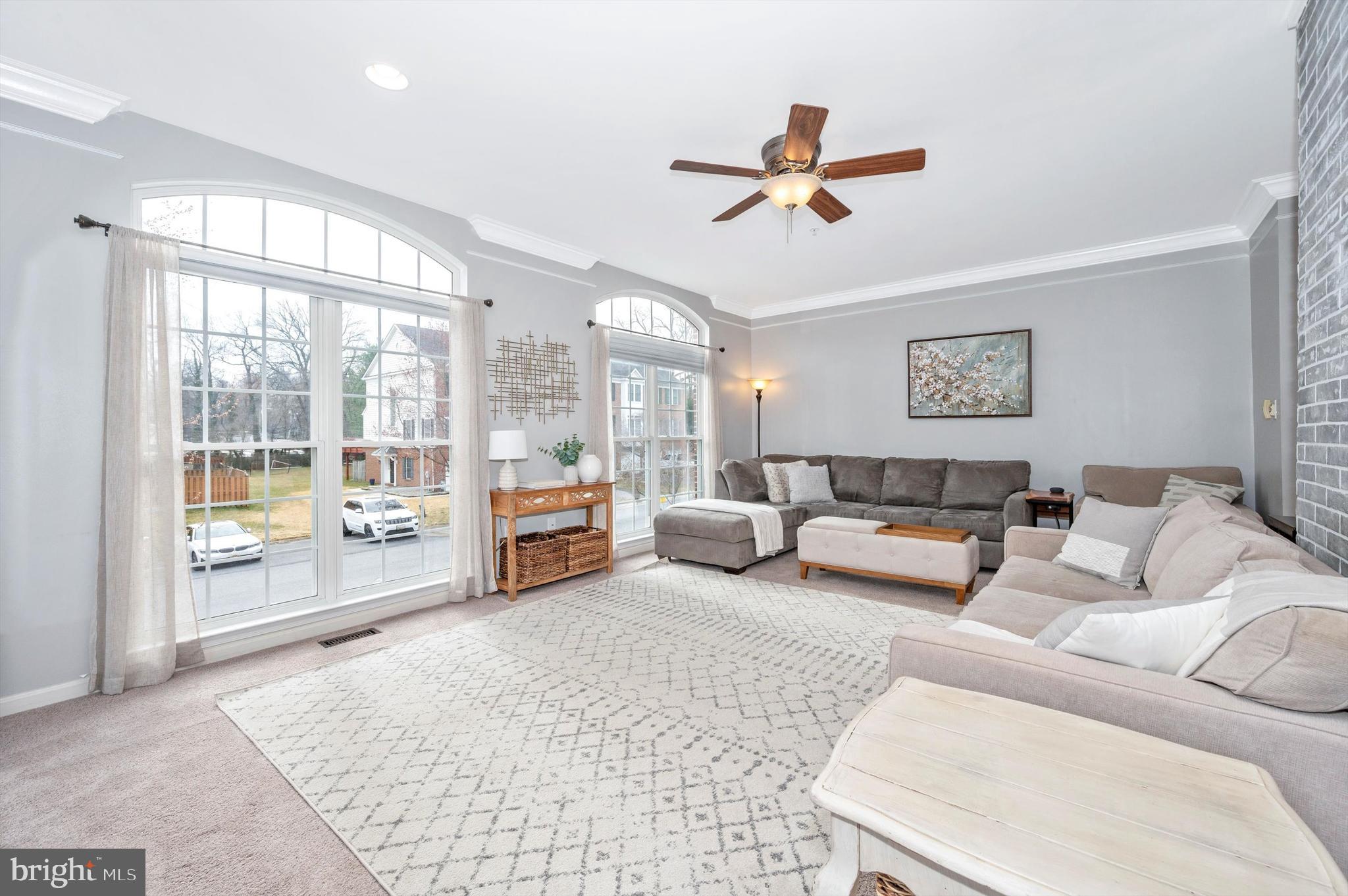 CROFTON MANOR - Residential