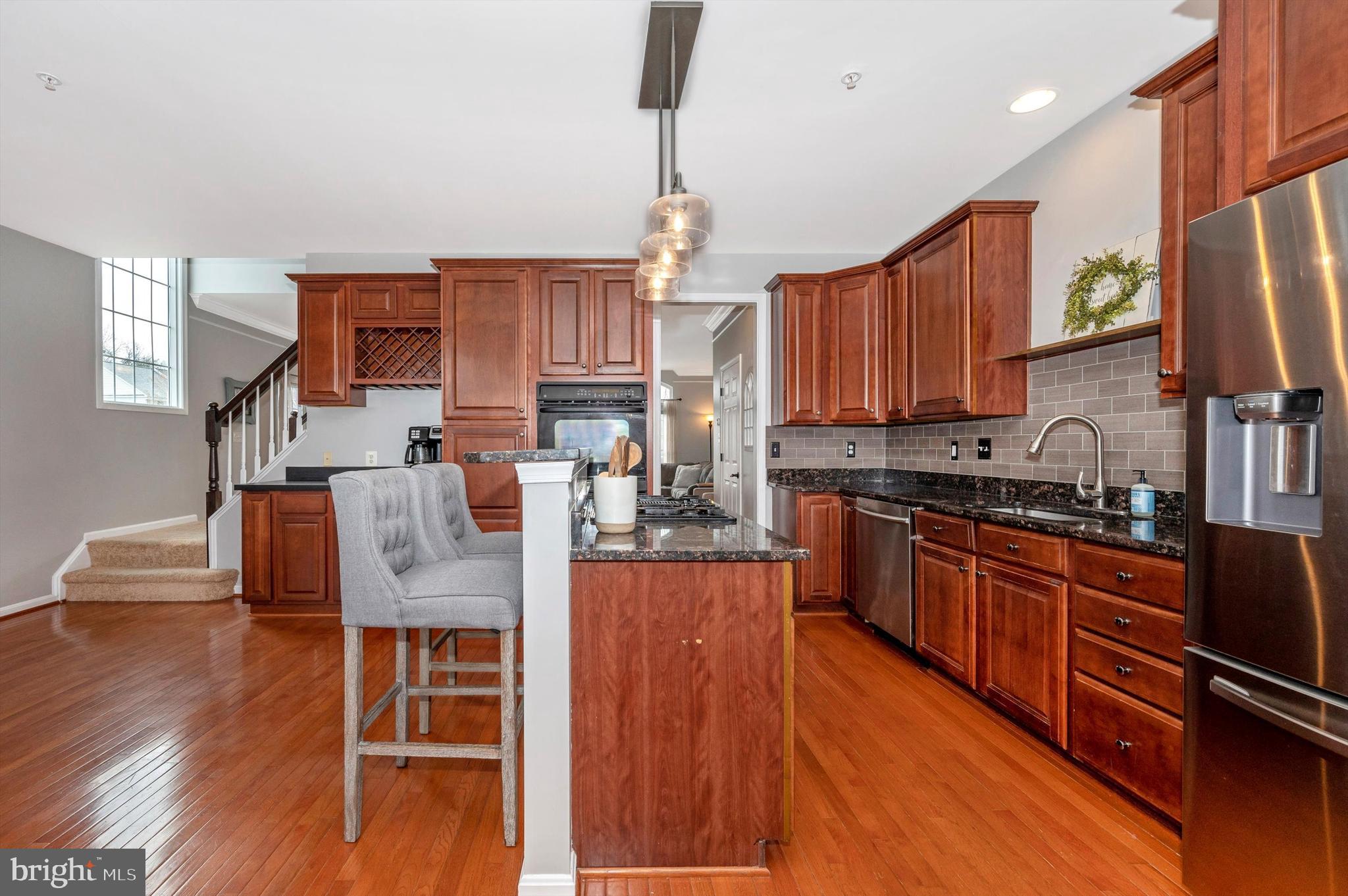 CROFTON MANOR - Residential