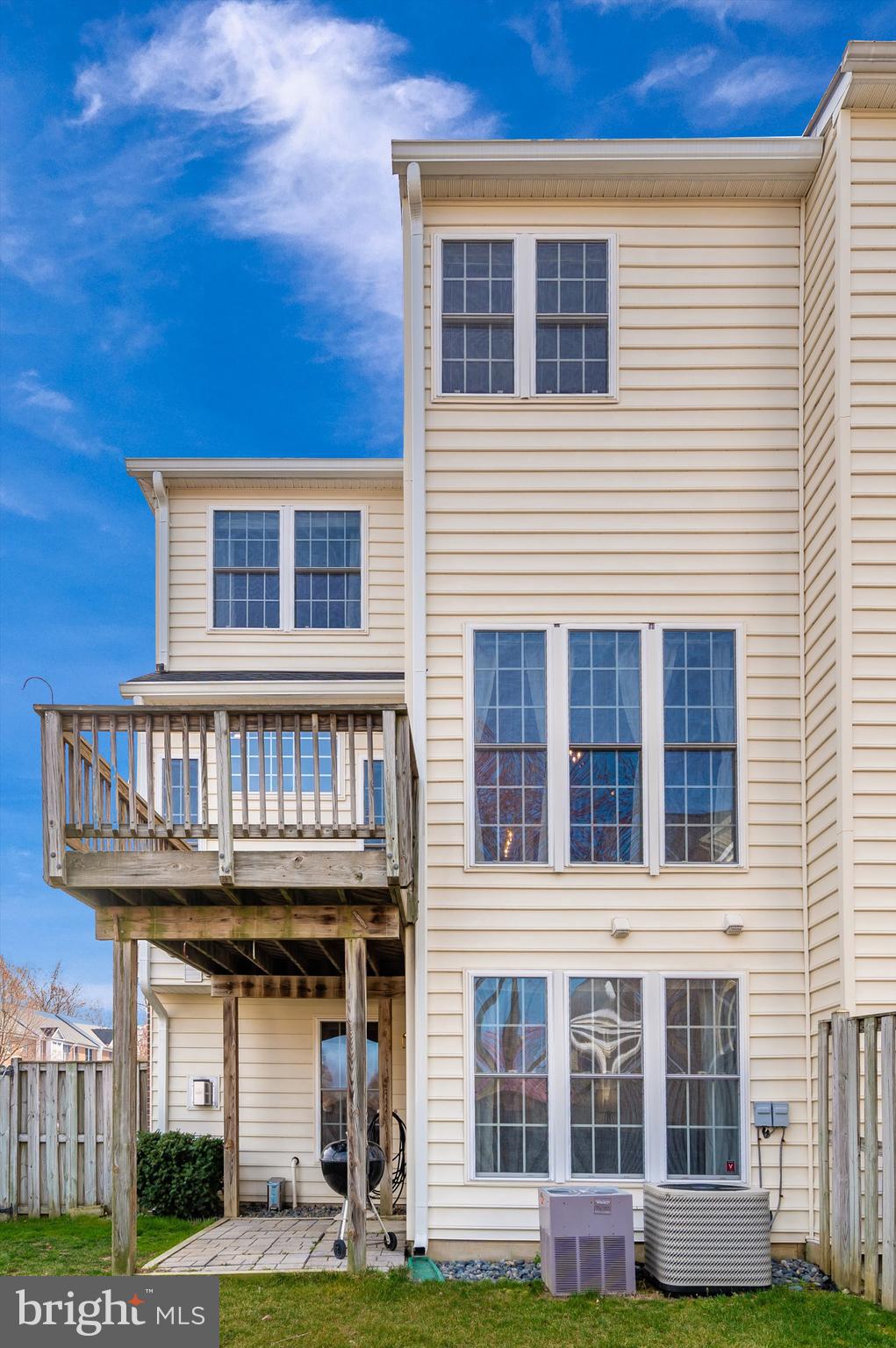 CROFTON MANOR - Residential