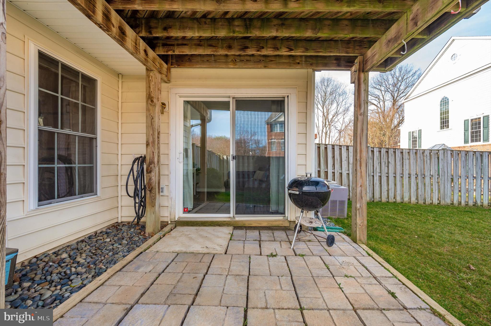 CROFTON MANOR - Residential