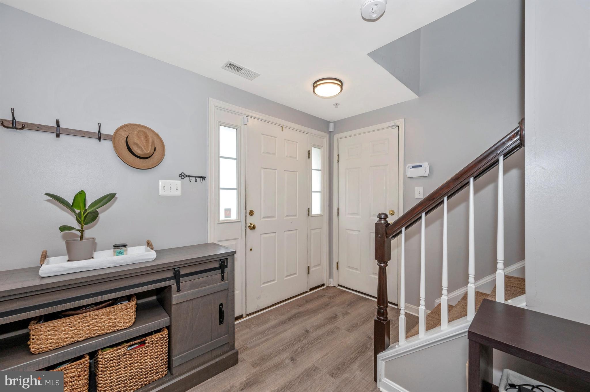 CROFTON MANOR - Residential