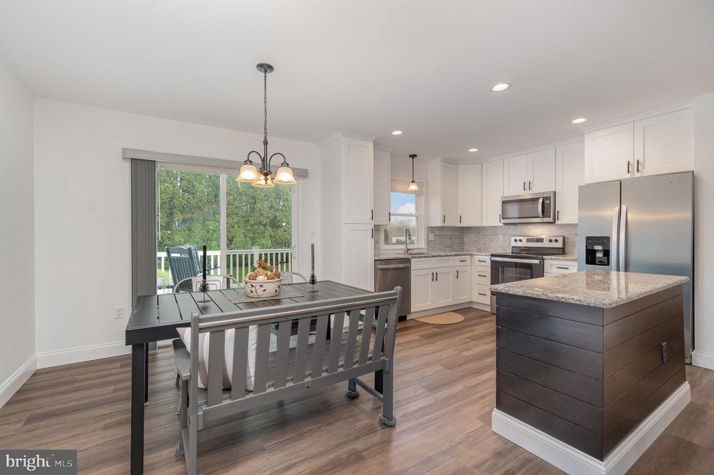 Photo of 14 S Oak Street, Lititz, PA 17543 (MLS # PALA2043136)