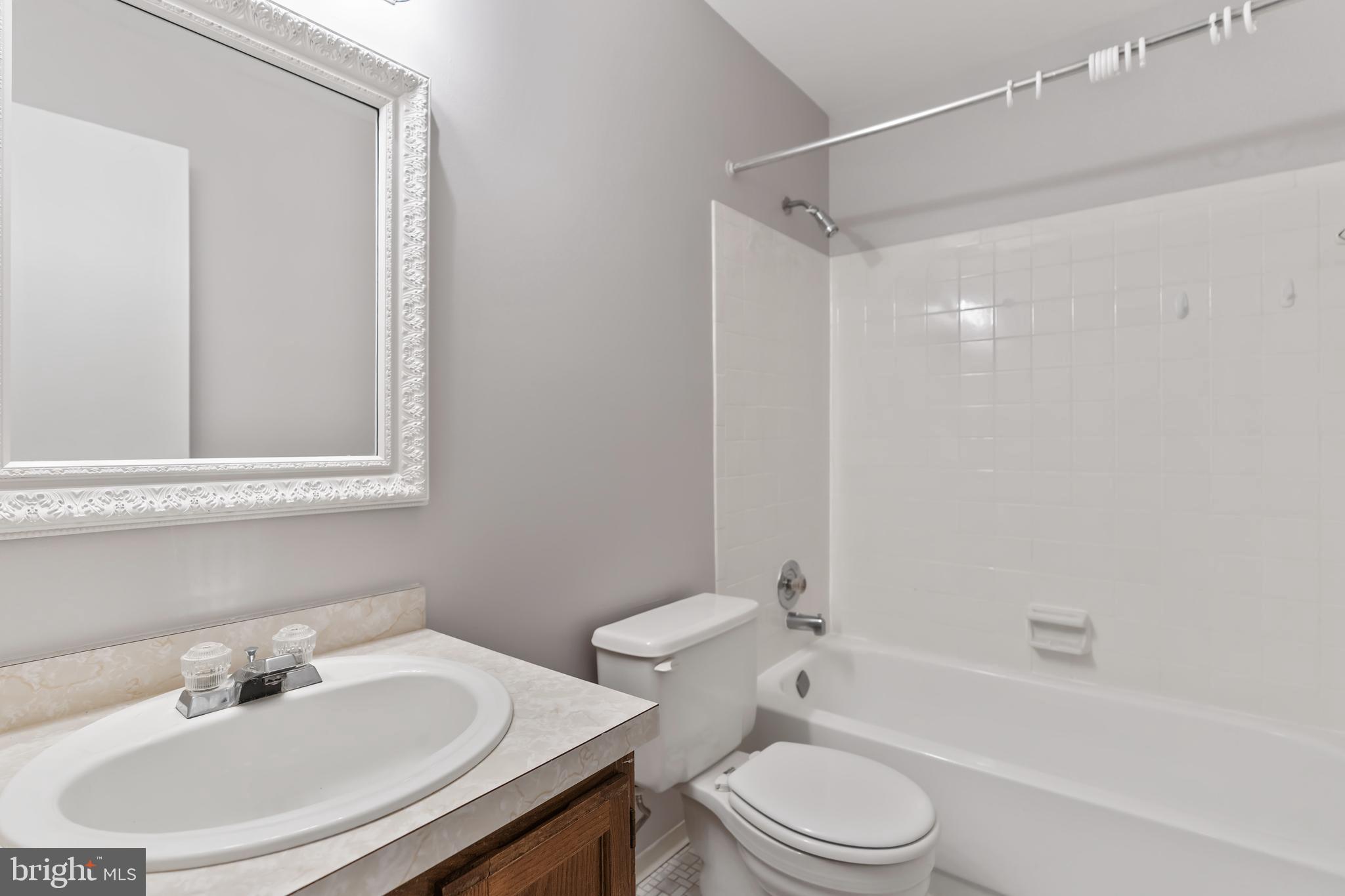 DALE CITY - Residential