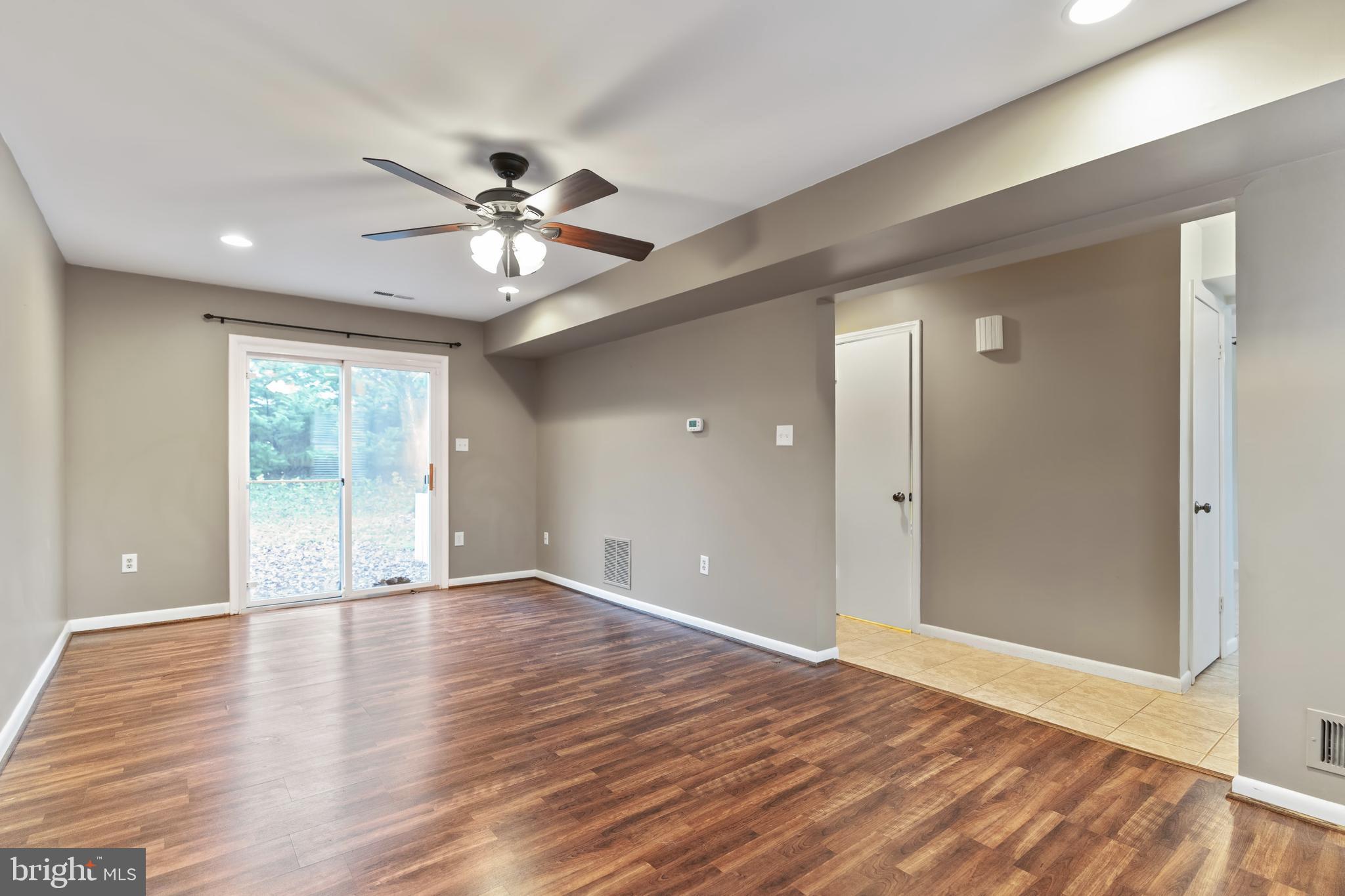 DALE CITY - Residential