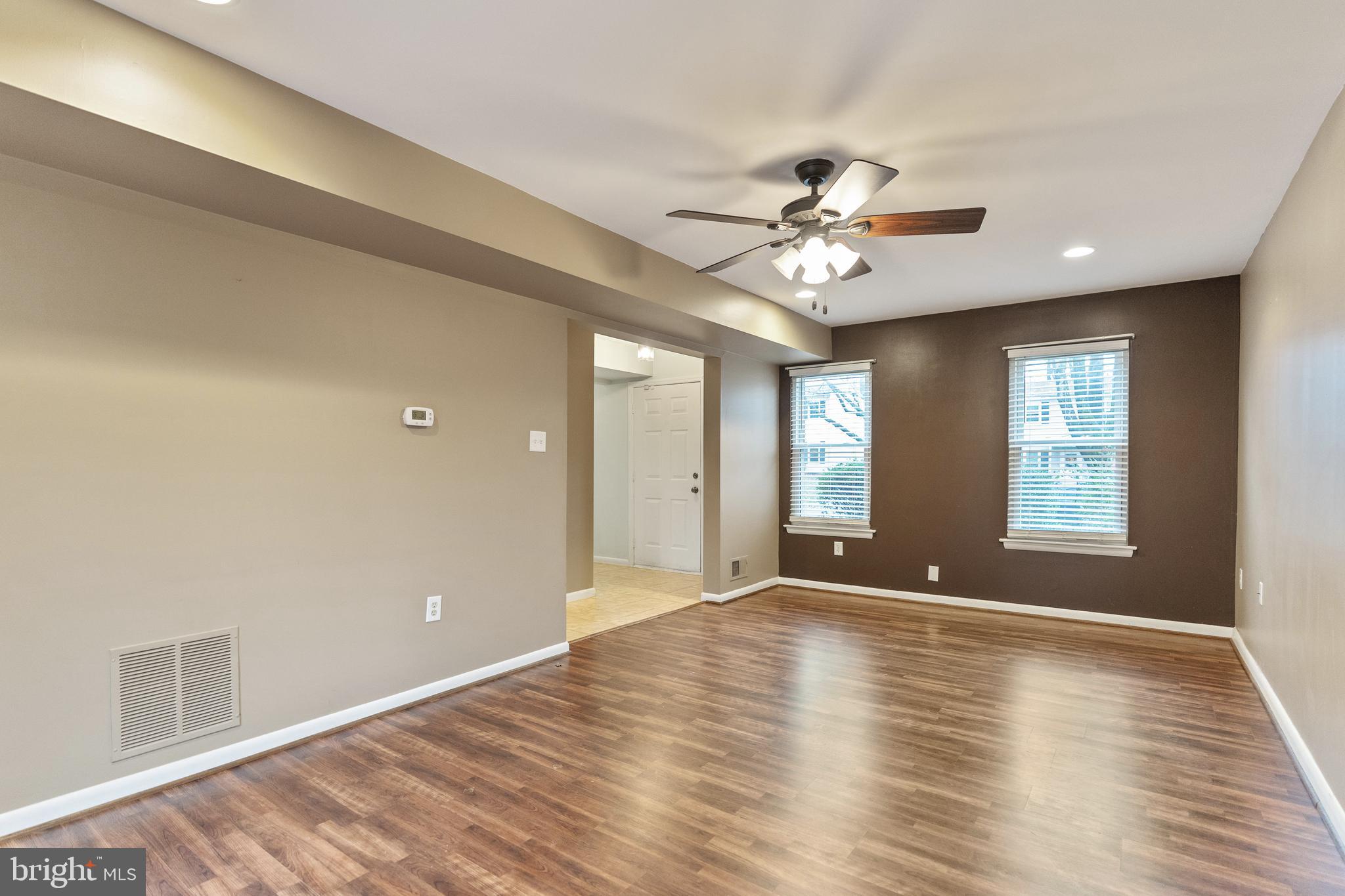 DALE CITY - Residential