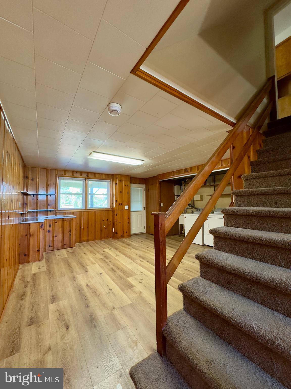 ARBUTUS - Residential Lease