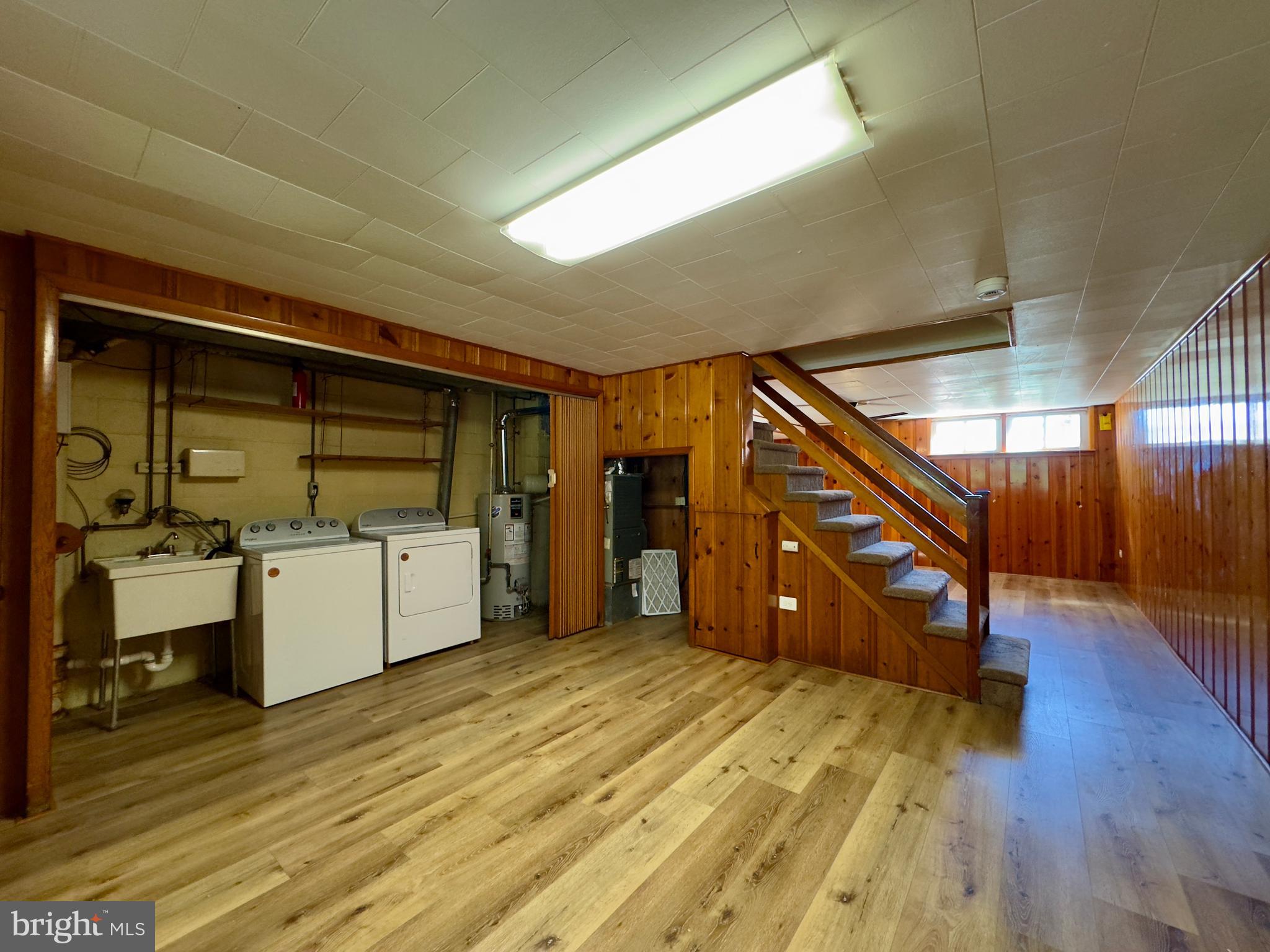 ARBUTUS - Residential Lease