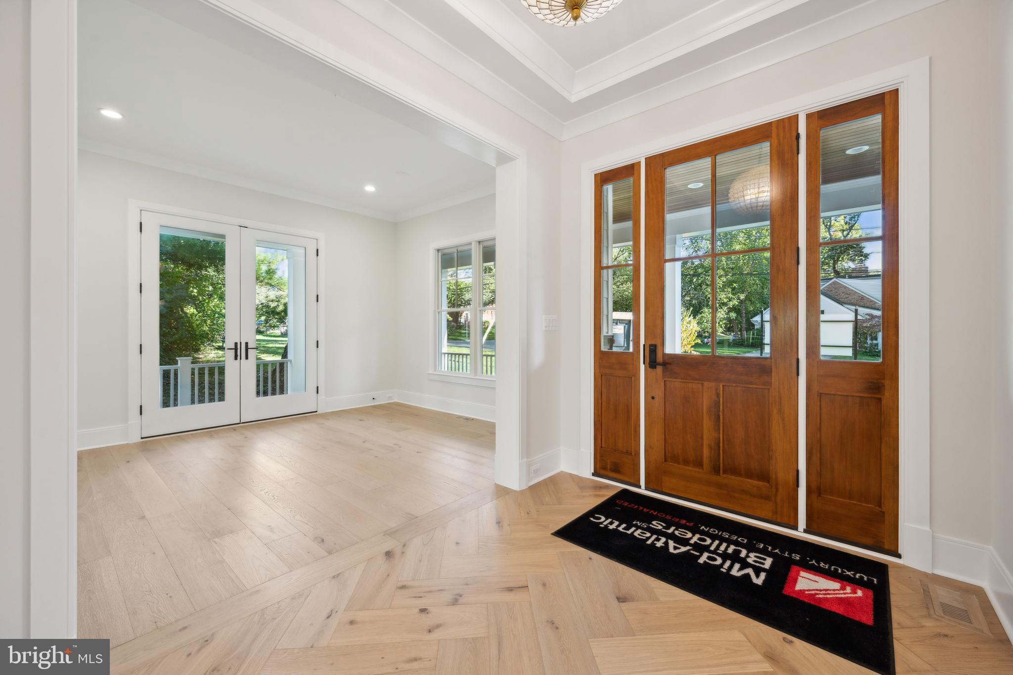 KENWOOD PARK - Residential