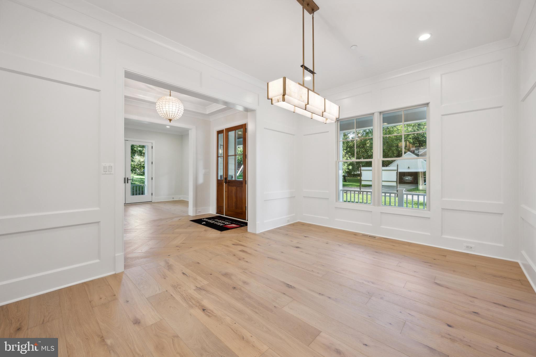 KENWOOD PARK - Residential