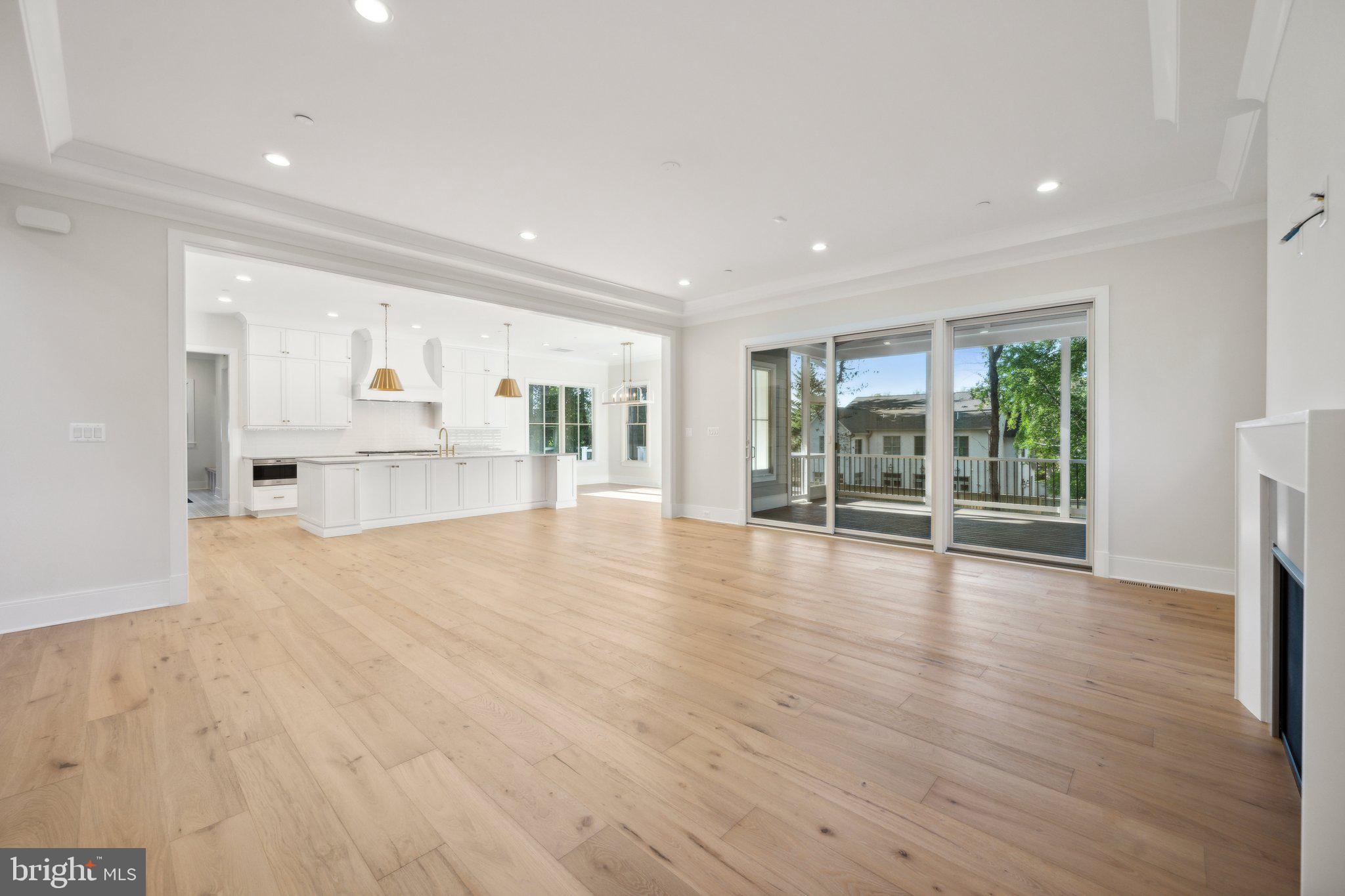 KENWOOD PARK - Residential