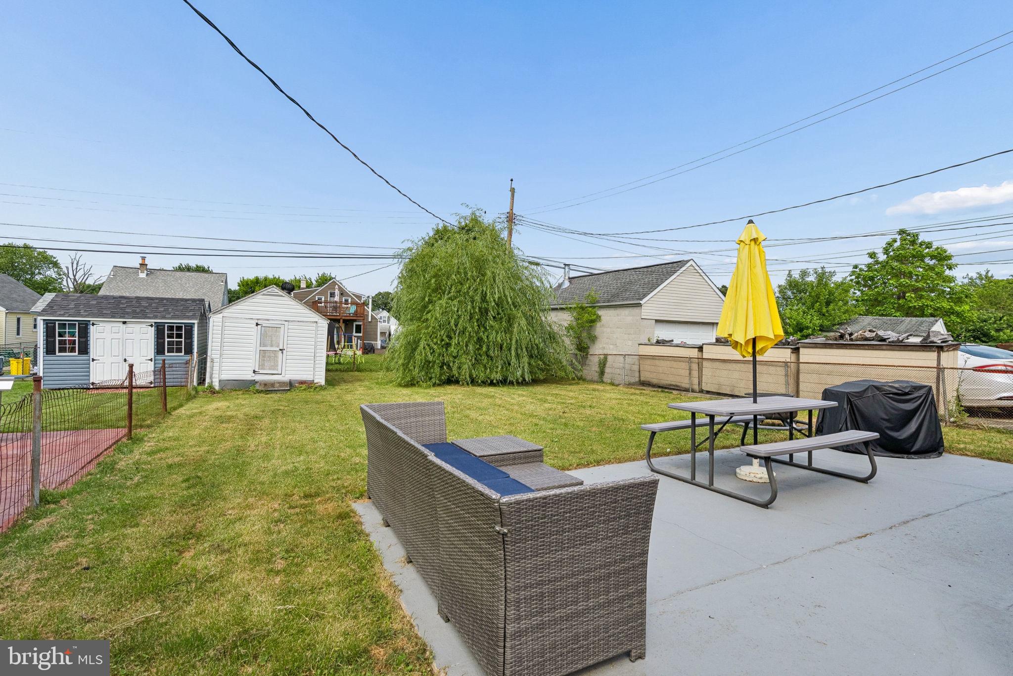 2716 MAPLE AVENUE