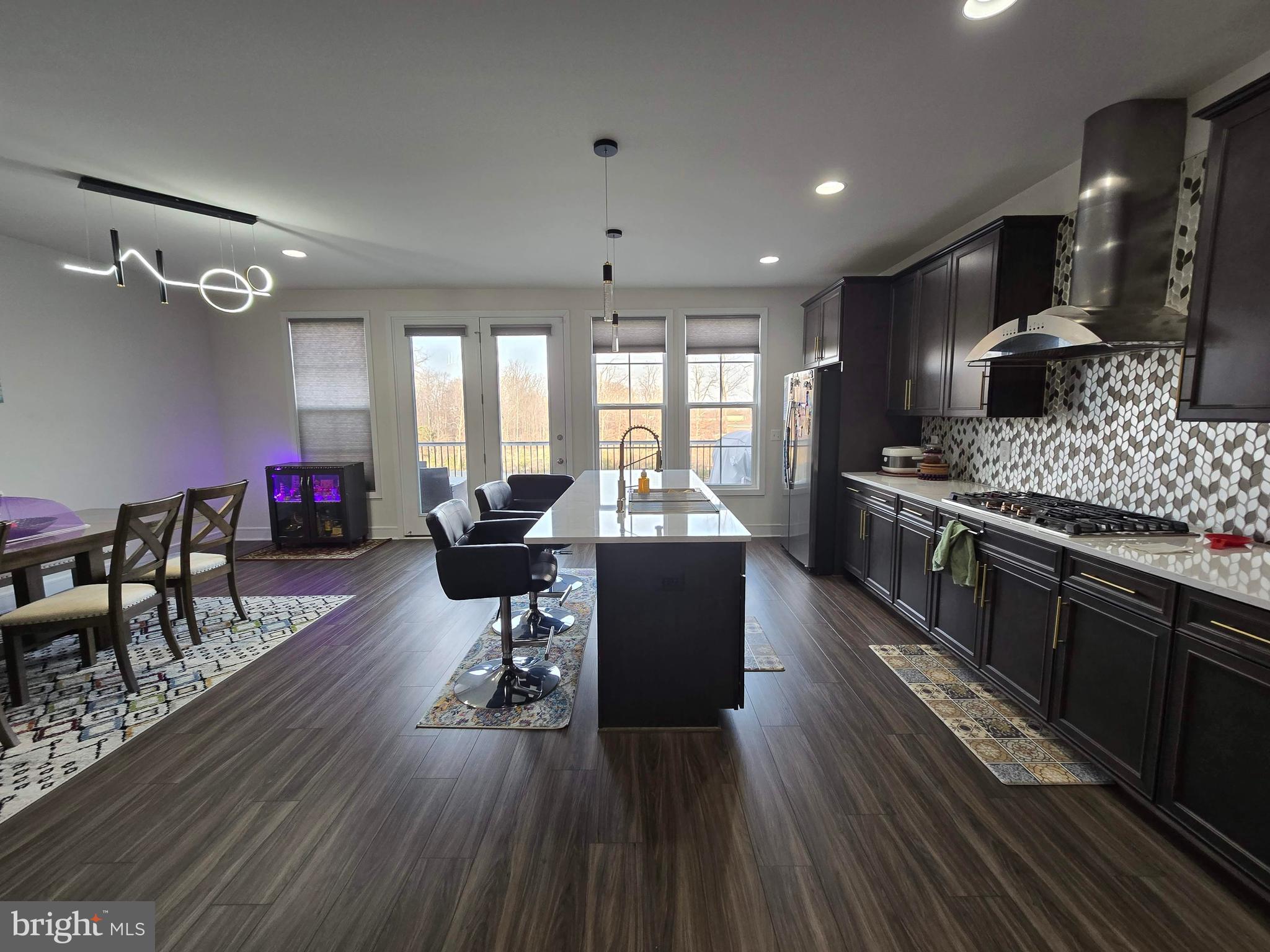 PROSPERITY PLAINS - Residential Lease