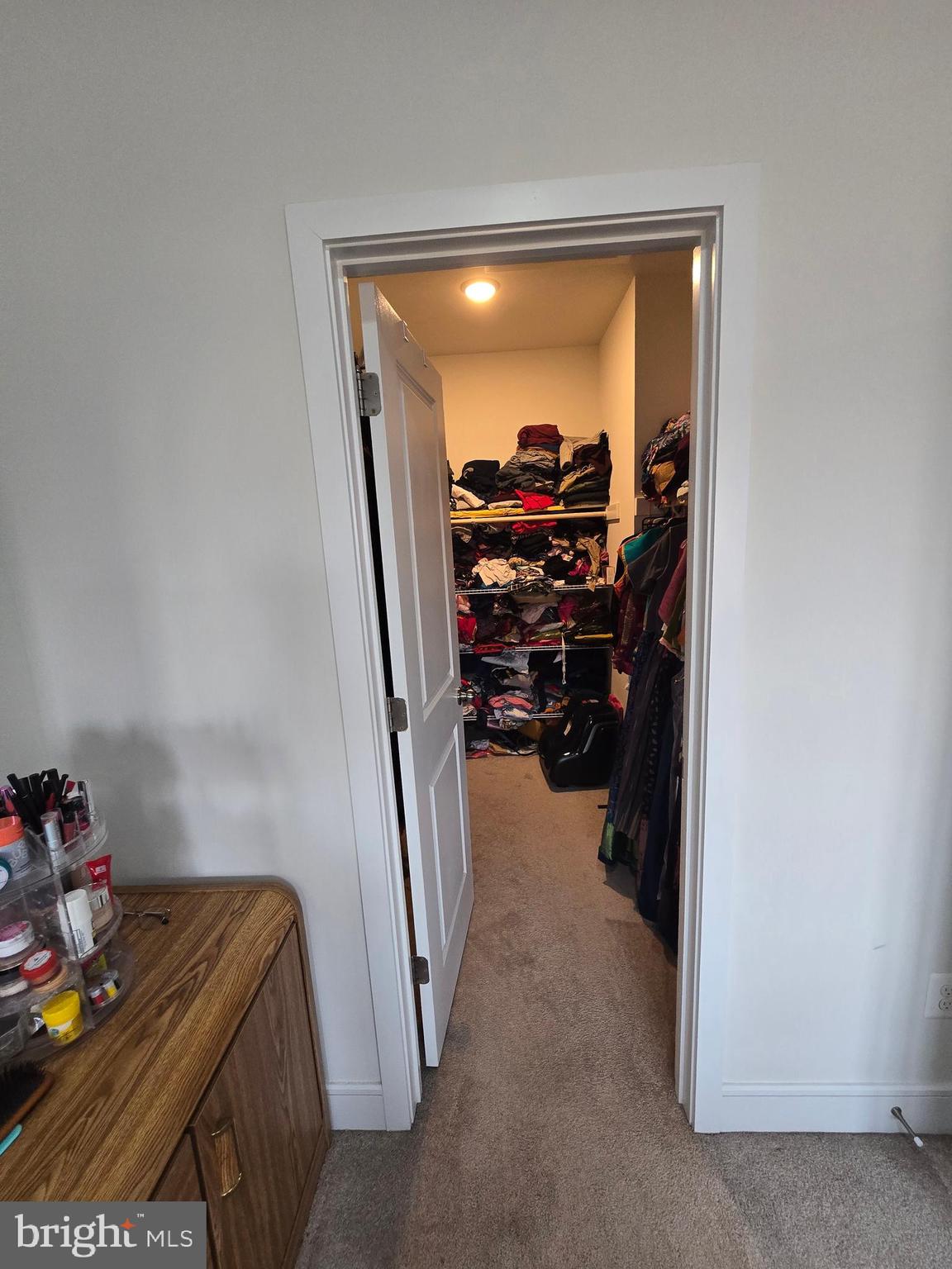 PROSPERITY PLAINS - Residential Lease